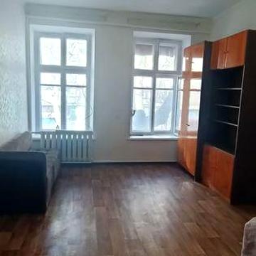 Сдам  2х комнатную  район Рынка  ПРИВОЗ / БОГДАНА ХМЕЛЬНИЦКОГО