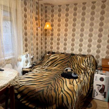 Здам будинок з ділянкою, недорого, с. Домаха (3000 грн)