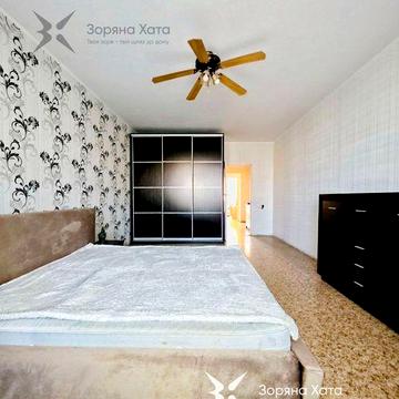 Простора 3-кімнатна квартира на Бориспільській ЖК Будинок на Бориспільській