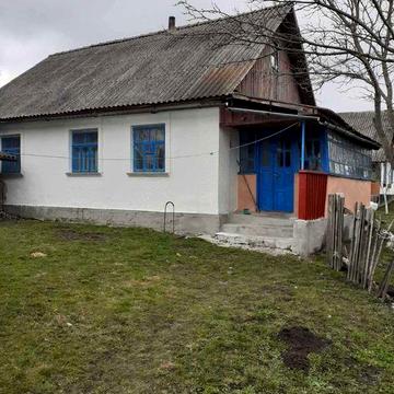 Продається житловий будинок в Кременецькому районі Тернопільської обл.