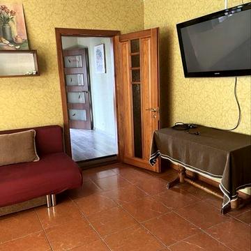 Часть дома  Молодая Гвардия/ магазин Метро