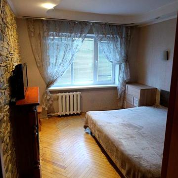 Довготривала оренда 2к квартири на вул.Вільде 4