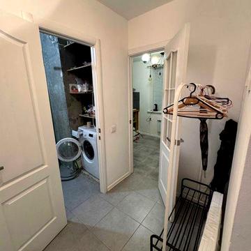 Продажа 1 комнатной квартиры с ремонтом на 11 мкрн.Левого берега