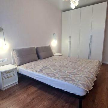 2 ком. квартира. Ремонт. Кухня 21 м2. ЖК Скай Сити. Варненская. ЖК Скай Сити