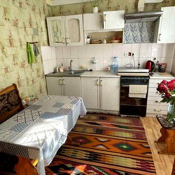 1ка вул.  В. Галви - вул. Чіковані, р-н 3тя  лікарня