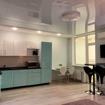 Драгоманова вул., 2