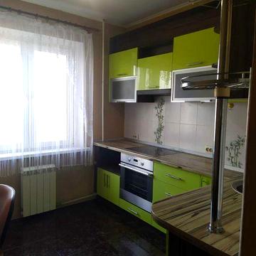 Продам 2-х комнатную квартиру с хорошим ремонтом и мебелью