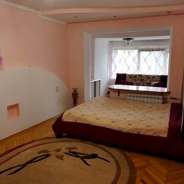 Здам 1 км вулиця Довга