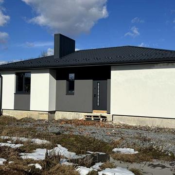 Продам окремий будинок з ділянкою 5 сот