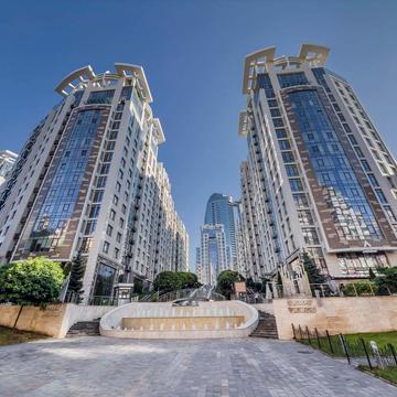 Саперне Поле вул., 3