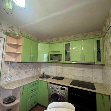 Продаю 2-х комнатную квартиру Пр. Центральный- Содовая