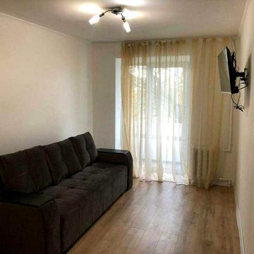 Здається однокімнатна квартира.