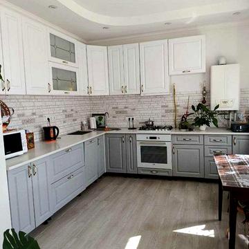 Продам Дом в центре города Рени