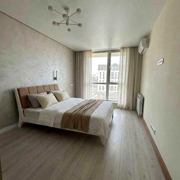 Оренда затишної сучасної квартири вул. Зелена (Навроцького)