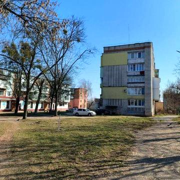 Вільна оренда трикімнатної квартири по вул Д.Грицая