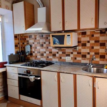 Здам затишну 1-квартиру по вулиці Макіївська 6