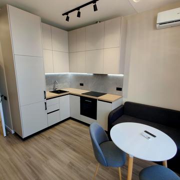 Каховська вул., 62-А