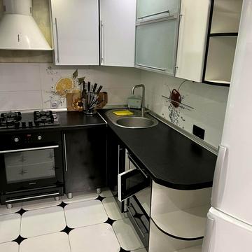 Лікаря Парнети вул. (Павлова), 10