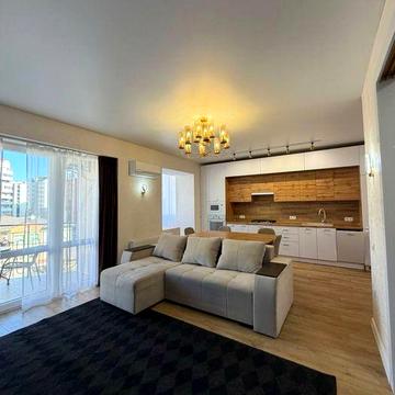 Красива 1-кім+Кухня студі та Балкон !