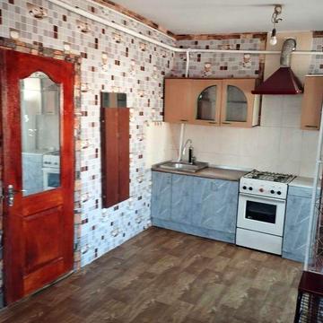 сдам пол дома со всеми удобствами