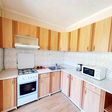 Простора студія на 1 поверсі з газом, Малишка 19А,м Дарниця