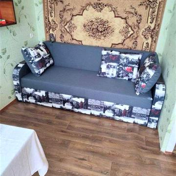 1к.кв газ, дом во дворе, Тополь-2, новый диван