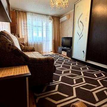 Реальна ! Сдам 2к квартиру Титова Янгела