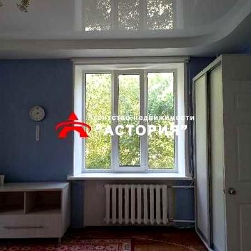 Продаж 2-кімнатної квартири по вул. Незалежної України