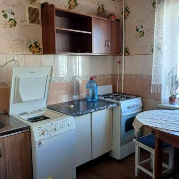 Оренда 2-х кім. м.Лісова