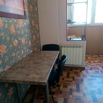 Милославська вул., 3