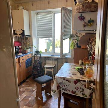 Продам 2 кімнатну квартиру з газовим автономним опаленням