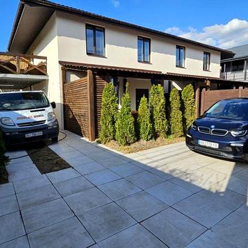 Таунхаус в 900 м от метро Славутич по Центральной. Рядом Заречный