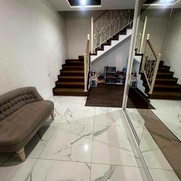 Современный дом с Совиньоне на хорошей улице . Продажа от владельцев.