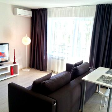 Гусовського вул., 2