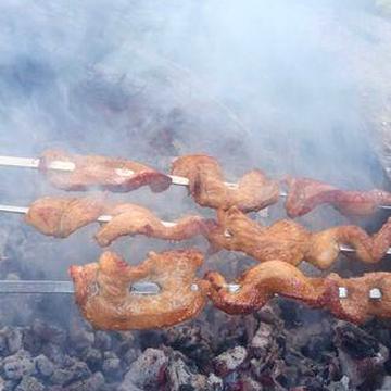 Дача в Хотяновке. Баня є. Десна та Канал поруч. Метро  Оболонь  20 хви