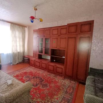 Здається 1-но кімнатна квартира в центрі