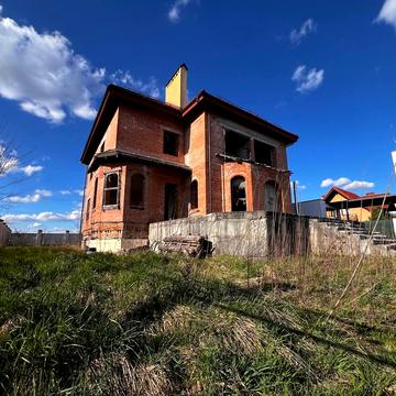 Львівська вул.