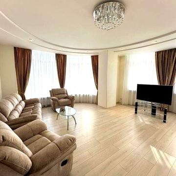 Аренда большая 2шка Французский бул Довженко Море