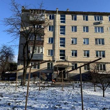 Продається затишна 2 кімнатна квартира на зручному 3-му поверсі