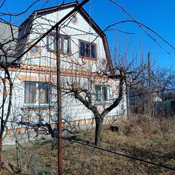 Приватний будинок (газ, скважина, електрика)