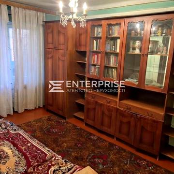 Продаж 2к квартири вул. Чорних Запорожців Дніпровський р-н.