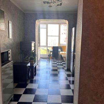 Велика 3 кімнатна квартира пр Берестейський  7 хв метро Житомиоська