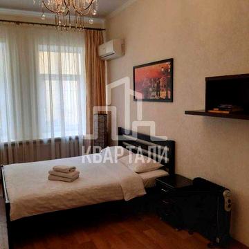 Продаж Центр вул. Мала Житомирська 18 Майдан Незалежності 3х