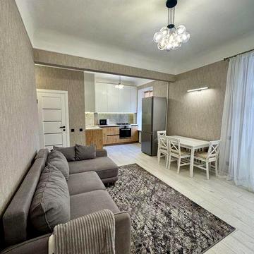 Оренда 2кімнатної квартири в самому центрі  міста!