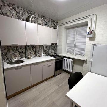 Продам 1 кім квартиру Центр