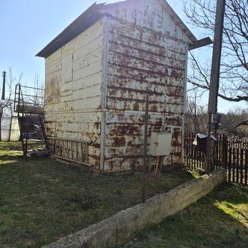 Дачний будиночок металевий