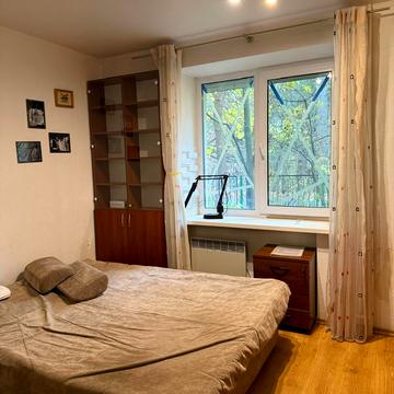 Анатолія Соловяненка вул., 369б