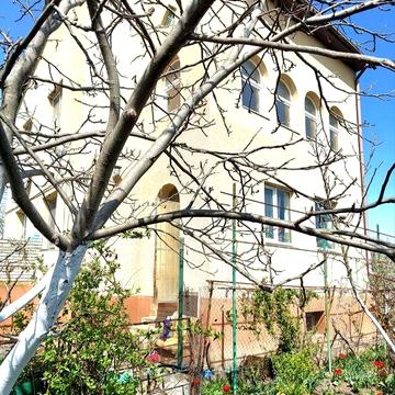 Продам гарний будинок