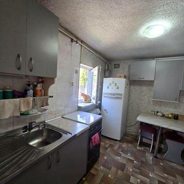 Продаж Частина будинку 72м2 в окремому дворі