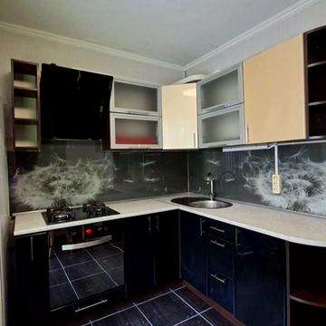 1-но кімн Гайок  36.3 м², кухня  9.4 м², меблями та технікою